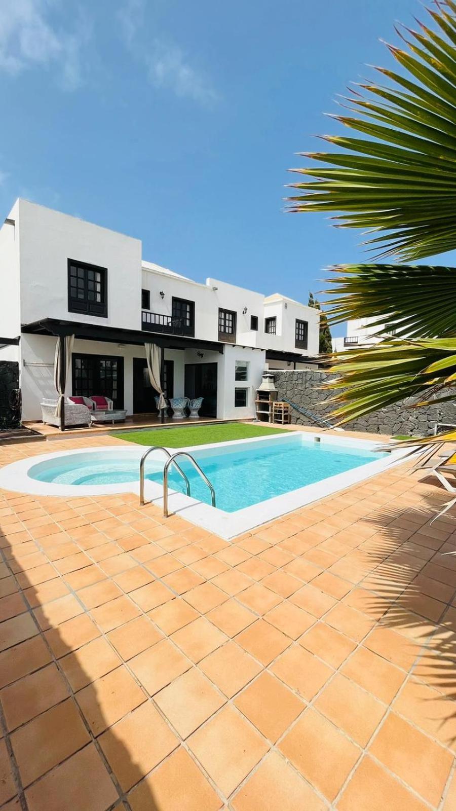 Lovely Villa Kiluka Heated Pool 普拉亚布兰卡 外观 照片