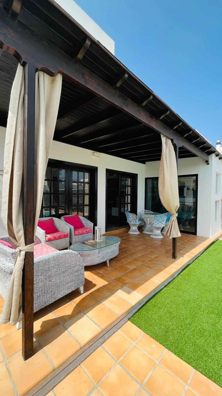 Lovely Villa Kiluka Heated Pool 普拉亚布兰卡 外观 照片